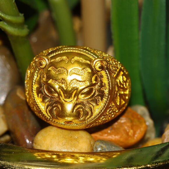 Heirloom Fortune 24kt Solid Gold Lion Ring 19.875g Men’s Size 9.5 Model F21G4003 - Picture 5 of 6
